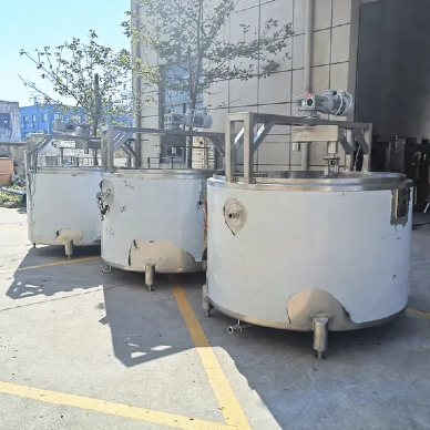 Основное руководство по машинам для переработки сыра: типы, функции и преимущества